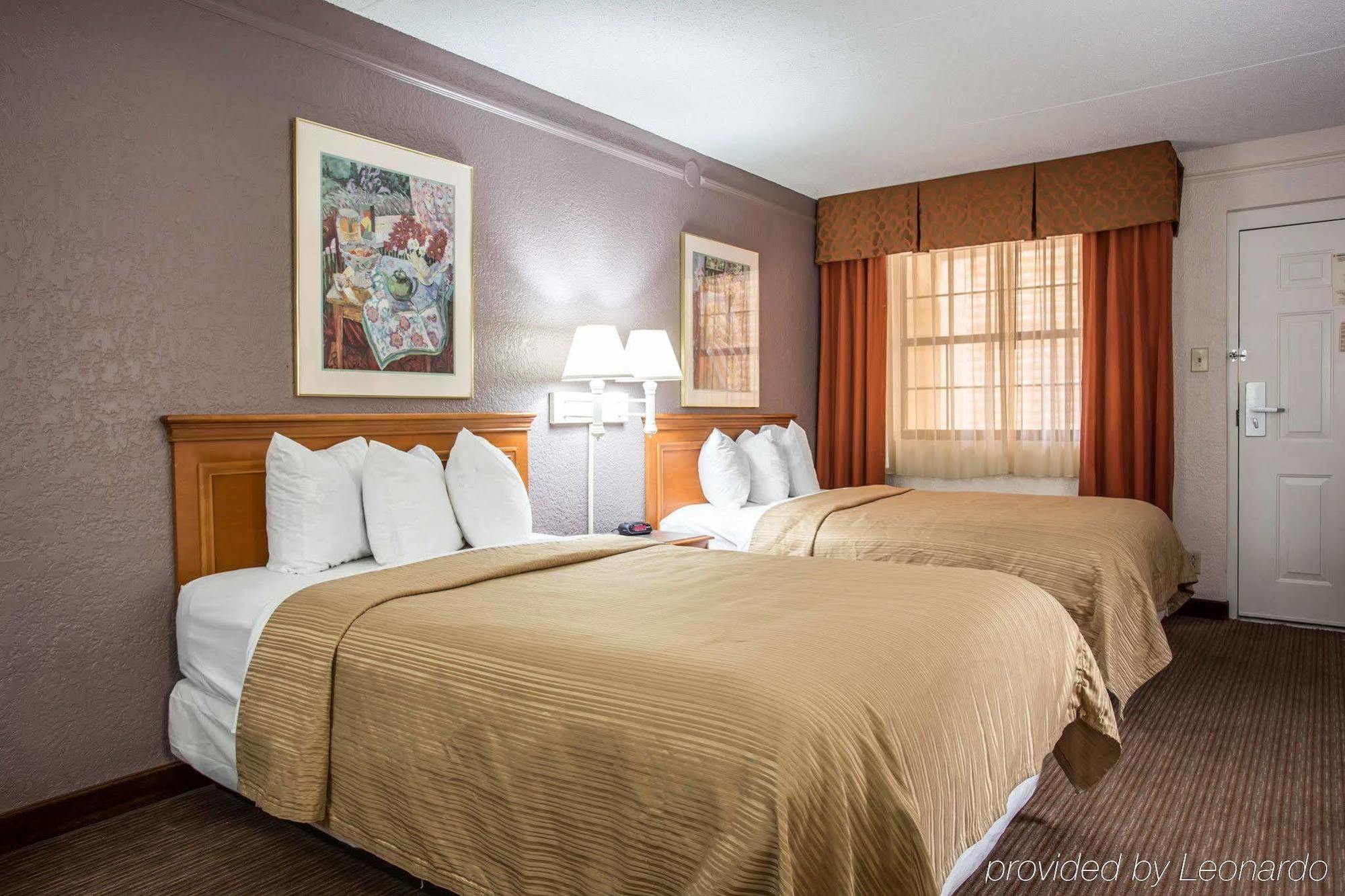 Quality Inn & Suites Airport Charlotte Zewnętrze zdjęcie